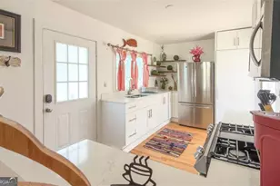 1450 Hawthorne Way, East Point, GA 30344 - Photo 5