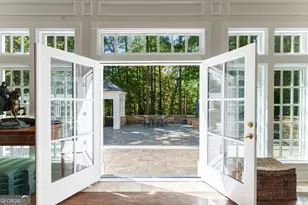 6655 Sweetwater Point, Flowery Branch, GA 30542 - Photo 7