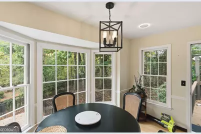 9156 Branch Valley Way, Roswell, GA 30076 - Photo 7