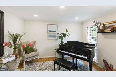 9156 Branch Valley Way, Roswell, GA 30076 - Photo 19