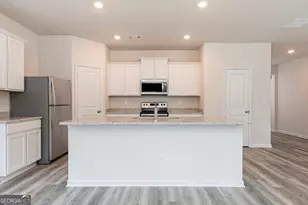 708 Berkeley Dr, Conyers, GA 30013 - Photo 9