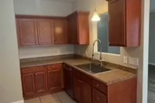 407 Braunson St, Thomasville, GA 31792 - Photo 9