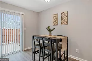 1749 Hawthorne Ave, College Park, GA 30337 - Photo 15