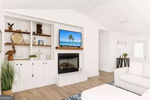 437 Mimosa Dr, Saint Simons, GA 31522 - Photo 9