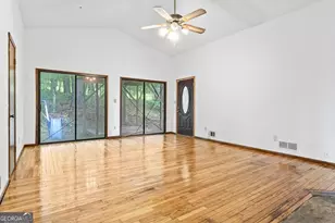 655 Sunset Dr, Locust Grove, GA 30248 - Photo 3