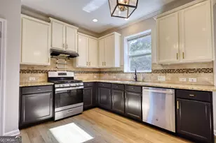 5688 Baffin Rd, South Fulton, GA 30349 - Photo 7