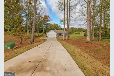 148 Allen Drive, Lavonia, GA 30553 - Photo 1