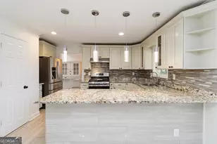 1361 Summit Ln, Acworth, GA 30102 - Photo 13