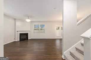 404 Lake Ridge Ln, Fairburn, GA 30213 - Photo 5