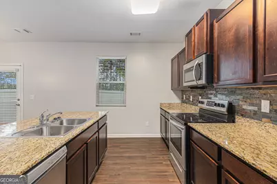 404 Lake Ridge Lane, Fairburn, GA 30213 - Photo 11