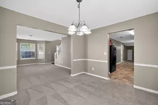 5919 Duren Farms Cir, Lithonia, GA 30058 - Photo 9