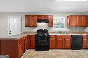 5919 Duren Farms Cir, Lithonia, GA 30058 - Photo 15