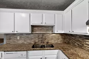 4598 Ashmore Dr, Forest Park, GA 30297 - Photo 17