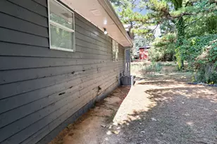 4598 Ashmore Dr, Forest Park, GA 30297 - Photo 5