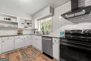 2268 Shamrock Dr, Decatur, GA 30032 - Photo 9