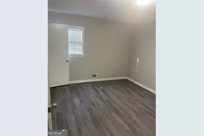 9226 Carlton Trail, Covington, GA 30014 - Photo 11