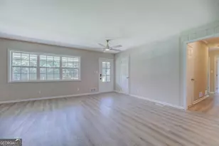 635 Jackson Lake Rd, Mansfield, GA 30055 - Photo 13