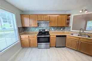 2284 Bear Mountain Dr NE, Conyers, GA 30013 - Photo 5