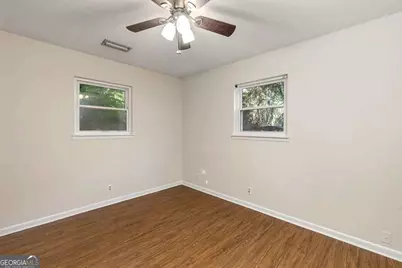 239 Broadway Street, Saint Simons, GA 31522 - Photo 15