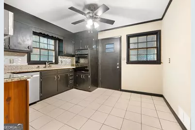 592 Hunnicutt Road SE, Mableton, GA 30126 - Photo 11