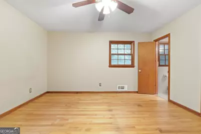 592 Hunnicutt Road SE, Mableton, GA 30126 - Photo 15