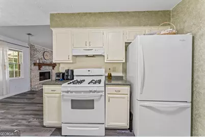 1738 Sherry Lane, Jonesboro, GA 30236 - Photo 7