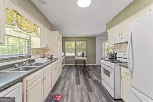 1738 Sherry Ln, Jonesboro, GA 30236 - Photo 5