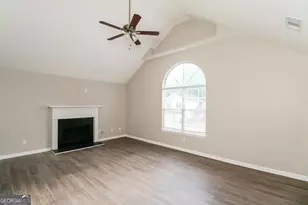 7550 Sugarcreek Dr, Riverdale, GA 30296 - Photo 5