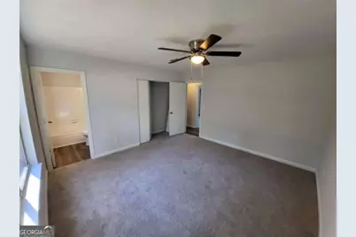 915 Fox Valley Court, Stone Mountain, GA 30088 - Photo 9