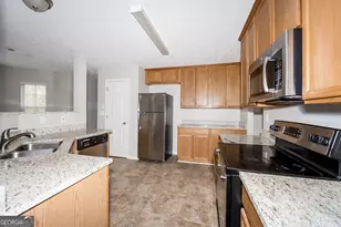 70 Fairwoods Ct, Covington, GA 30016 - Photo 5