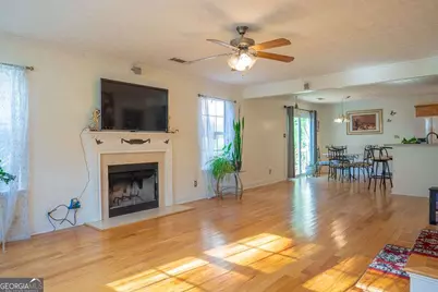 121 Jaley Parkway, Locust Grove, GA 30248 - Photo 9