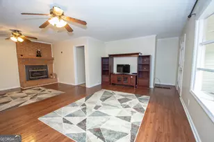 200 Crestwood Dr, Lagrange, GA 30241 - Photo 7