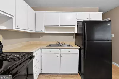 8207 Dunellen Lane, Jonesboro, GA 30238 - Photo 13