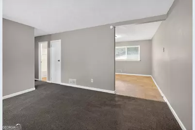 8207 Dunellen Lane, Jonesboro, GA 30238 - Photo 9