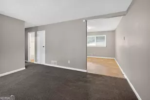 8207 Dunellen Ln, Jonesboro, GA 30238 - Photo 9