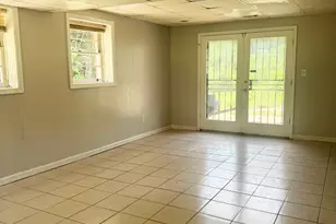 960 Longleaf Dr, Forest Park, GA 30297 - Photo 13