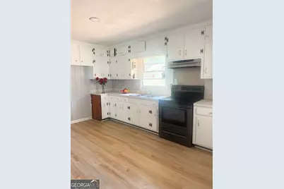 960 Longleaf Drive, Forest Park, GA 30297 - Photo 5