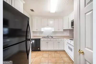 122 Halidon Drive, Warner Robins, GA 31088 - Photo 7