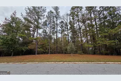 215 Falcon Crest, Warner Robins, GA 31088 - Photo 5