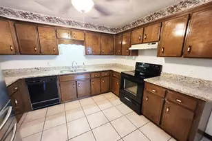 157 W Peach Ave, Kingsland, GA 31548 - Photo 11