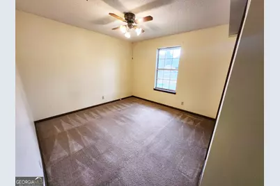 157 W Peach Avenue, Kingsland, GA 31548 - Photo 17