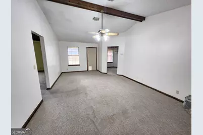 157 W Peach Avenue, Kingsland, GA 31548 - Photo 5