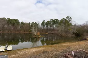 2755 Milton Bryan Dr, Loganville, GA 30052 - Photo 11