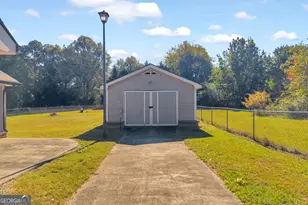 809 Parker Ct NW, Monroe, GA 30656 - Photo 5