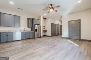 34 Depot St, Hartwell, GA 30643 - Photo 3