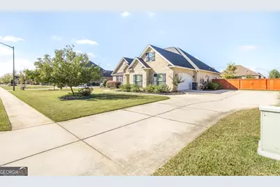 219 Woodlands Boulevard, Kathleen, GA 31047 - Photo 3