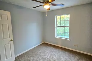 136 Henry Burch Dr, Griffin, GA 30223 - Photo 11