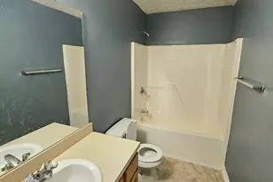 136 Henry Burch Dr, Griffin, GA 30223 - Photo 13