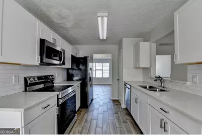 510 Saint James Court, Lawrenceville, GA 30044 - Photo 15