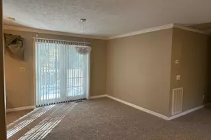 382 Sherwood Dr, Clarkesville, GA 30523 - Photo 3